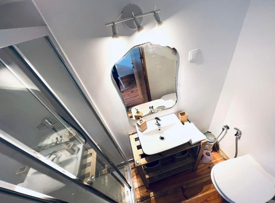 Lisbon Lovely Mezzanino Studio Close To Lx Factory Exterior photo